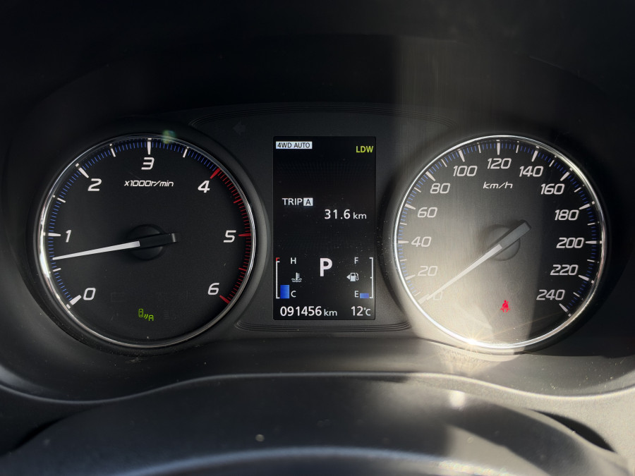 2018 MY18.5 Mitsubishi Outlander ZL Exceed SUV Image 25