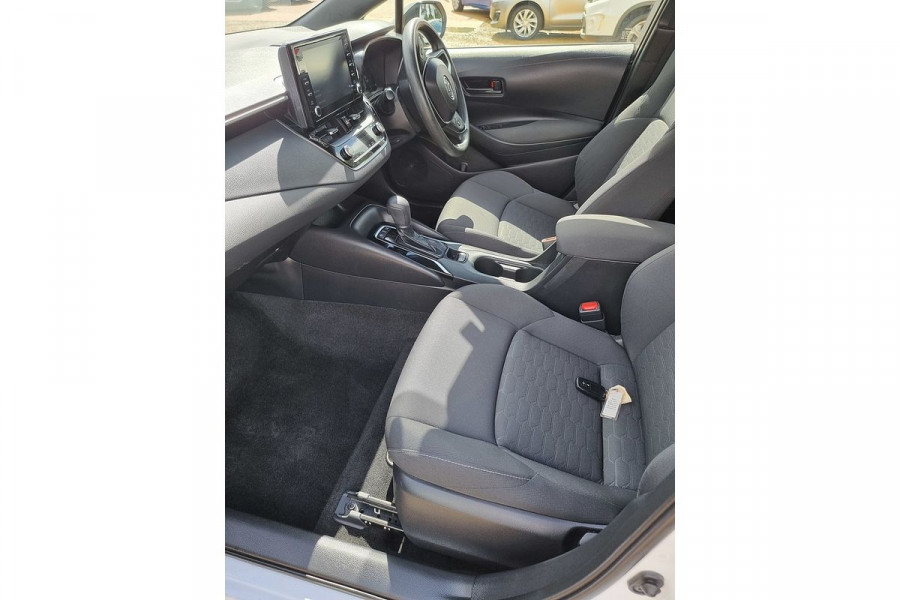 2022 Toyota Corolla ZWE219R  Ascent Sport Hybrid Hatch Image 13