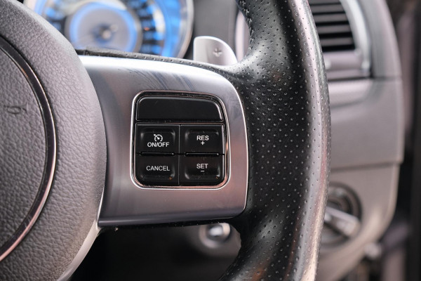 2013 Chrysler 300 LX SRT-8 Core Sedan Image 15