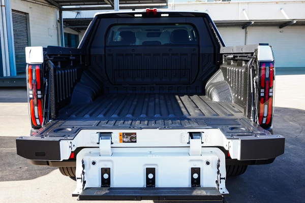 2025 MG U9 EKK1C Explore Pro Ute Image 12