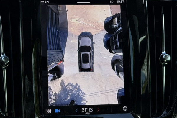 2025 Volvo XC60 UZ Plus T8 Plug-in Hybrid SUV Image 22