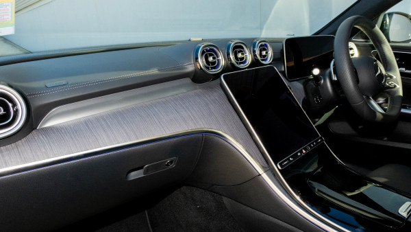 2026 MY25 Mercedes-Benz C-Class W206 C300 Sedan image 16