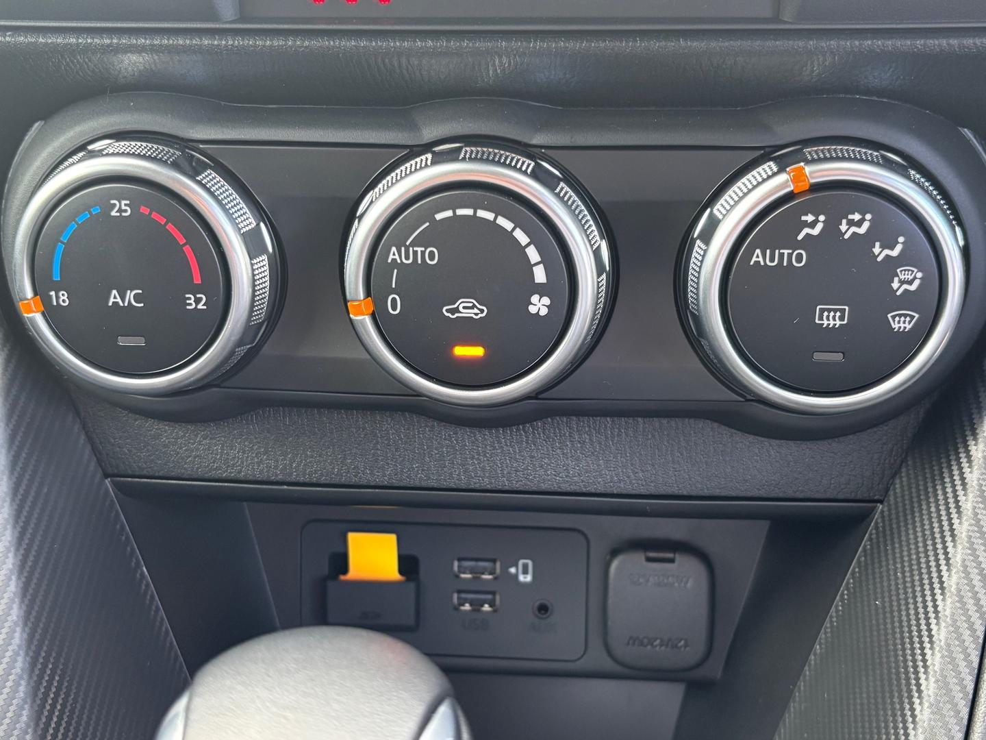 2024 Mazda 2 DL Series G15 GT Sedan Image 19