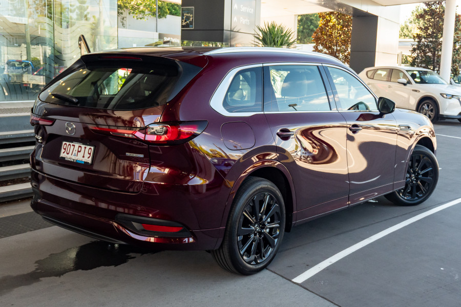 2025 Mazda CX-80 KL P50e GT SUV Image 2