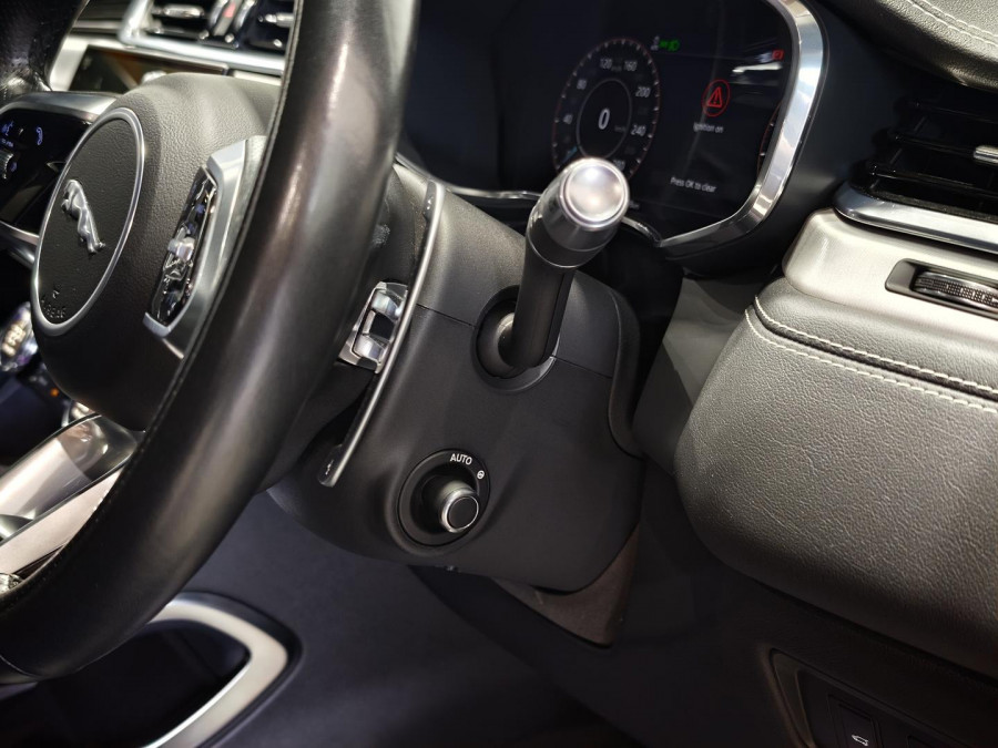 2021 MY21.25 Jaguar F-PACE X761 R-Dynamic SE SUV Image 22