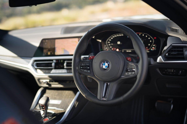 2022 BMW M4 50 Jahre Edition X Drive Coupe Image 8