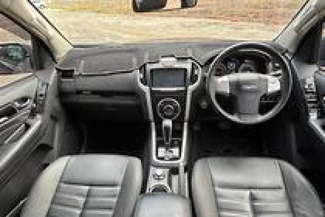2019 Isuzu MU-X LS-T SUV Image 39
