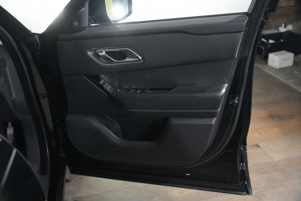 2018 Land Rover Range Rover Velar L560 P250 S SUV Image 25