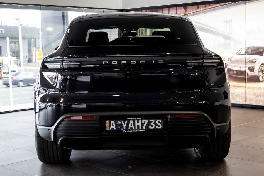 2025 [THIS VEHICLE IS SOLD]