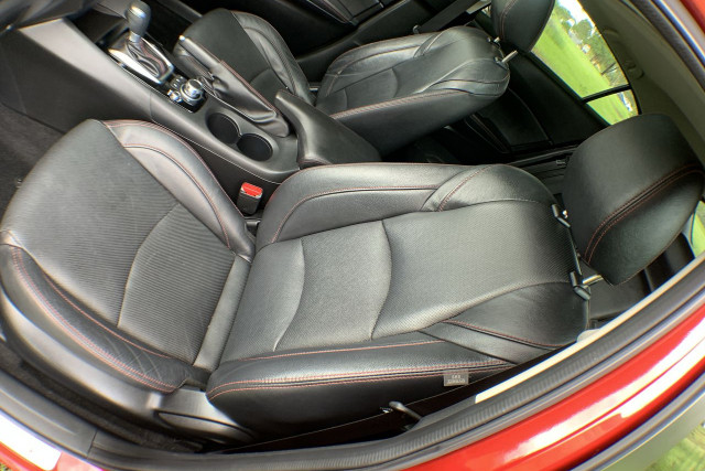 2014 Mazda 3 BM5438 SP25 Hatch Image 14