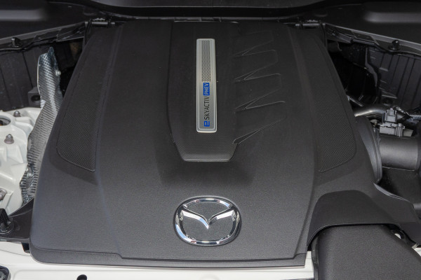 2025 Mazda CX-60 KH Series P50e GT SUV Image 19