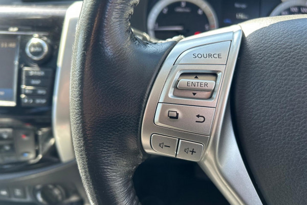 2019 Nissan Navara D23 Series 3 ST-X King Cab Pickup Image 27