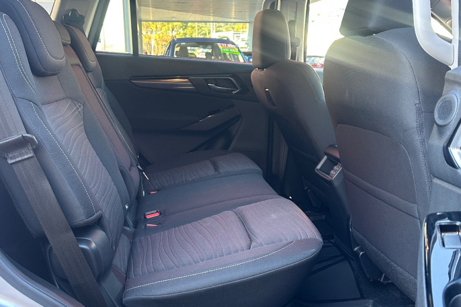 2023 MY24 Isuzu MU-X RJ LS-U SUV Image 16