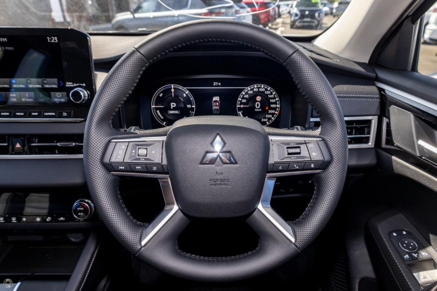 2025 MY24 Mitsubishi Outlander ZM Aspire SUV Image 8