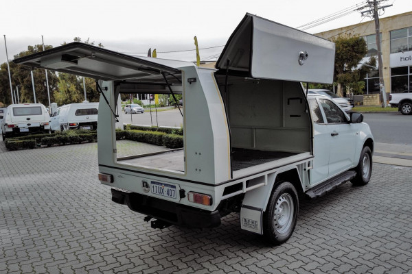 2021 Isuzu D-MAX RG SX Cab Chassis Image 4