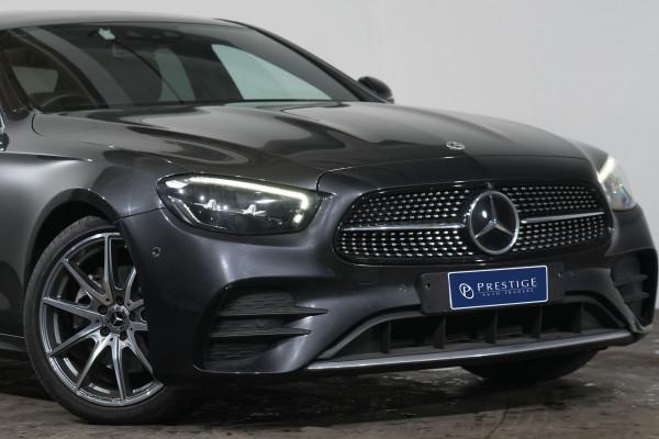 2022 Mercedes-Benz E-Class E200 Sedan image 2