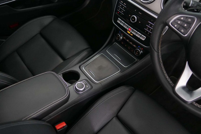 2016 Mercedes-Benz Cla200 CLA200 7 of 26