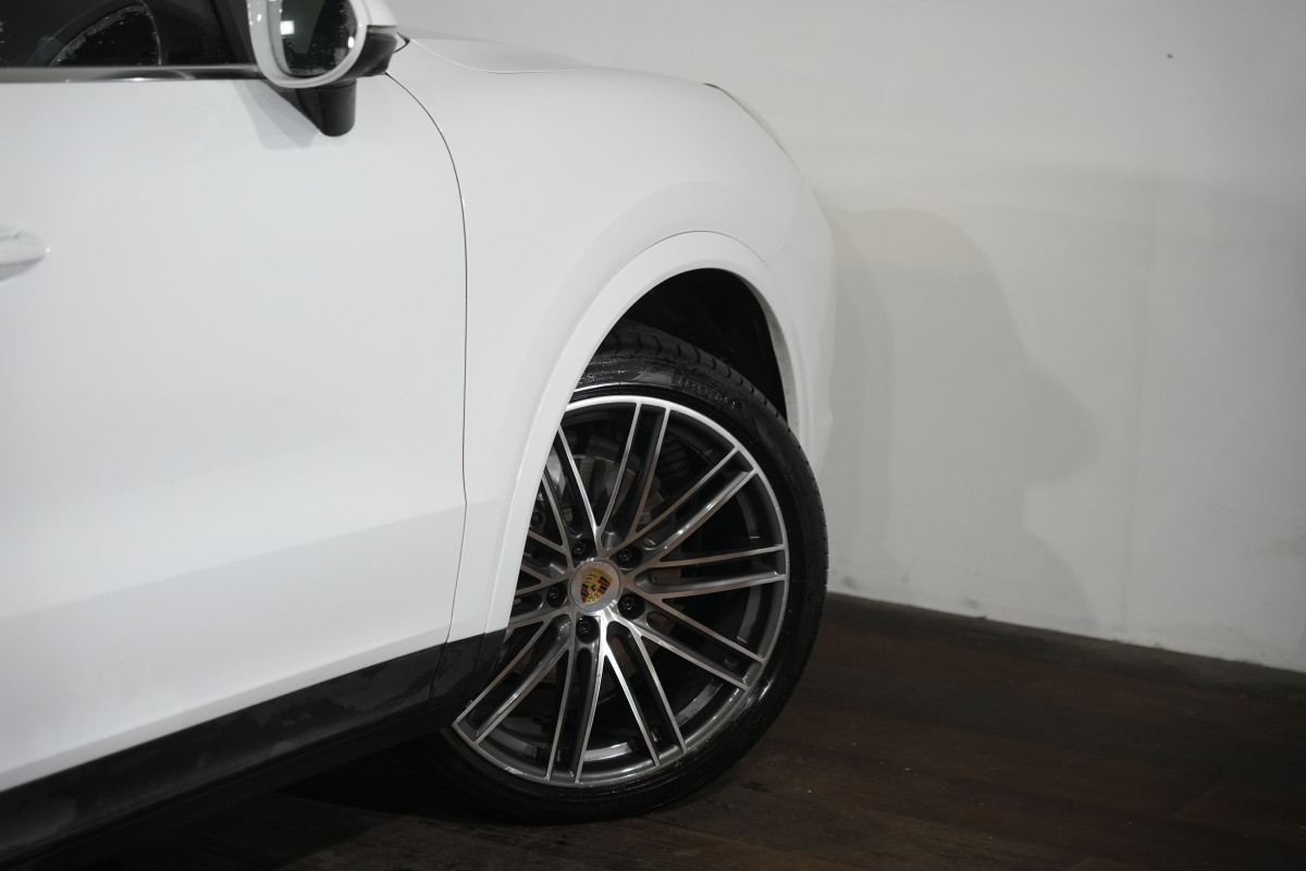 2020 Porsche Cayenne SUV