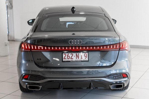 2025 Audi A5 B10 TFSI 150kW S line Sedan image 5