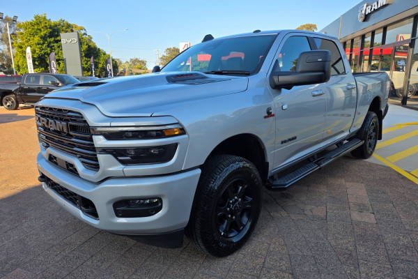 2026 Ram 2500 DJ Laramie Dual Cab Image 8