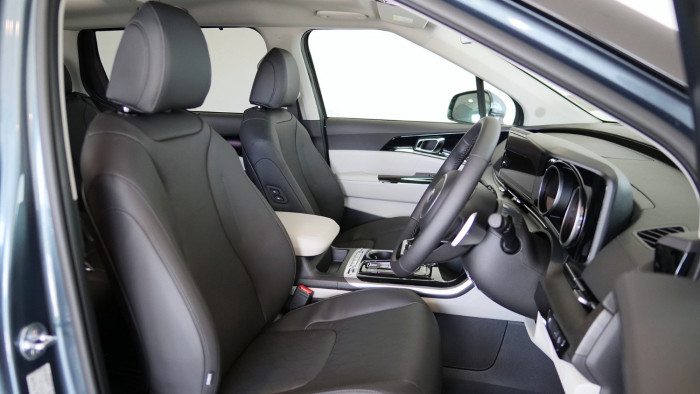 2021 Kia Carnival YP Platinum Wagon Image 9