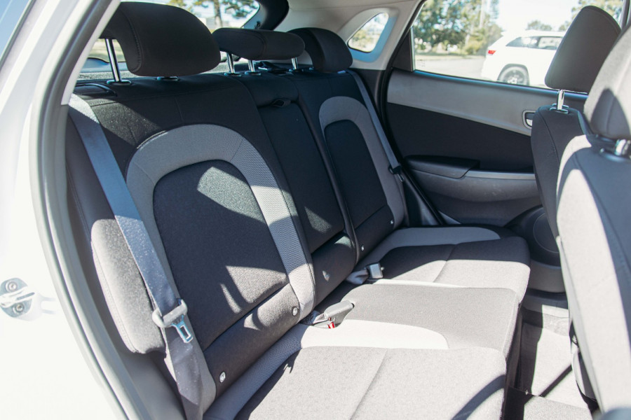 2018 MY19 Hyundai KONA OS.2 Active SUV Image 20