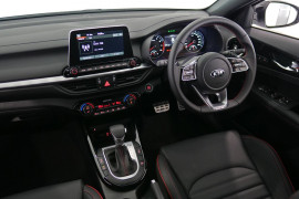 2019 Kia Cerato Hatch BD GT Hatchback Image 5