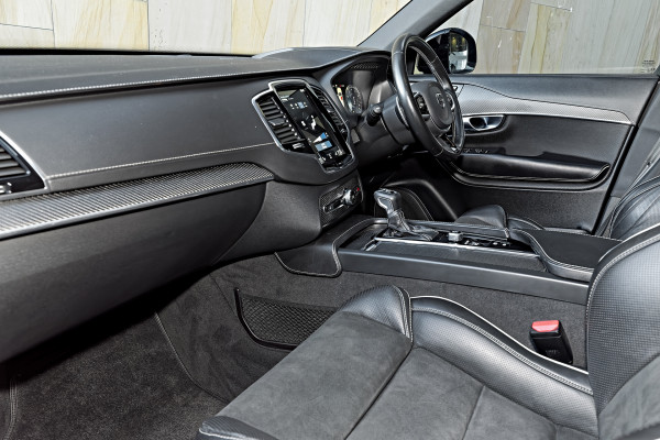 2020 Volvo XC90 L Series T6 R-Design 7 Seater SUV
