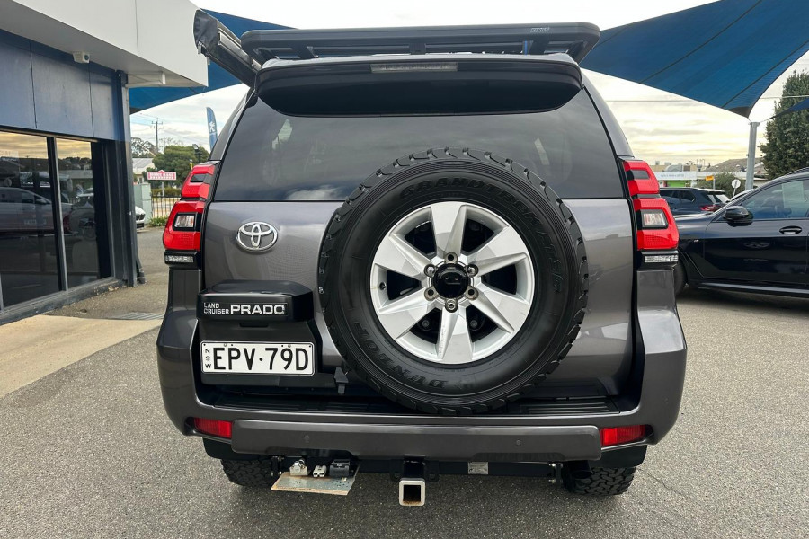 2021 Toyota LandCruiser Prado GDJ150R GXL SUV Image 6