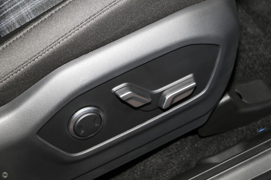 2026 Hyundai Santa Fe MX5.V2 Hybrid SUV Image 14