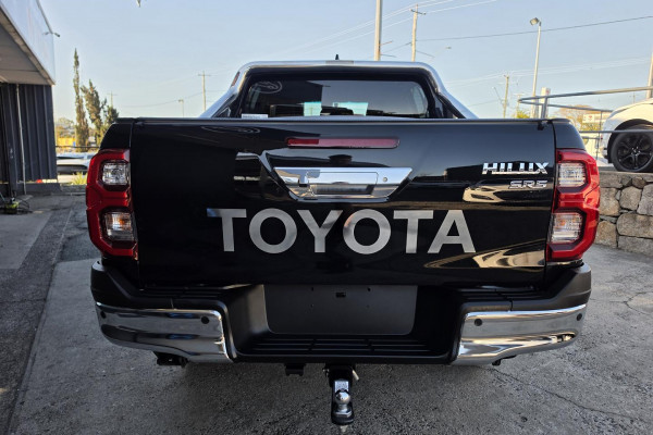 2023 Toyota HiLux GUN126R SR5 Ute Image 8