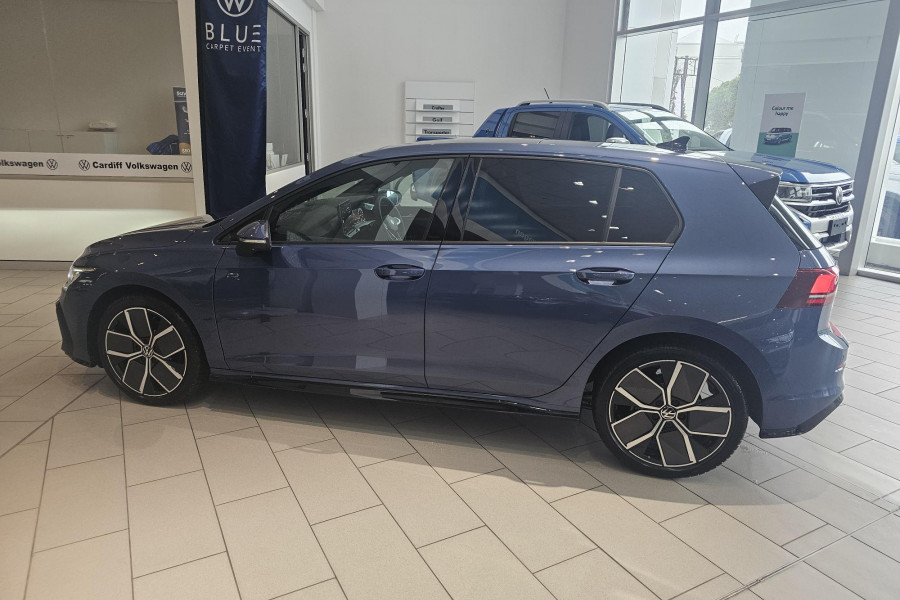 2025 Volkswagen Golf 8.5 110TSI R-Line Hatch Image 6