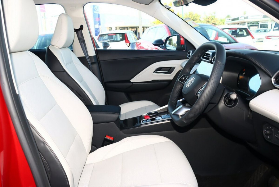 2025 MG ZS ZS32 Essence Turbo SUV Image 6