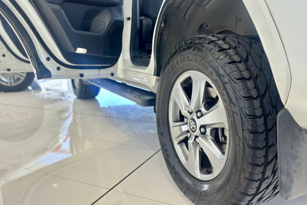 2022 Toyota LandCruiser FJA300R VX SUV Image 37