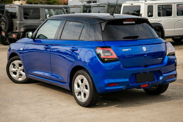 2025 Suzuki Swift UZ Hybrid Plus Hatch Image 2