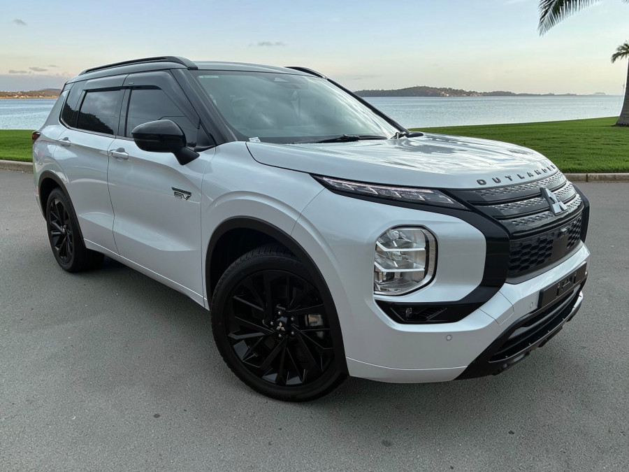 2025 MY24 Mitsubishi Outlander ZM PHEV GSR SUV Image 1