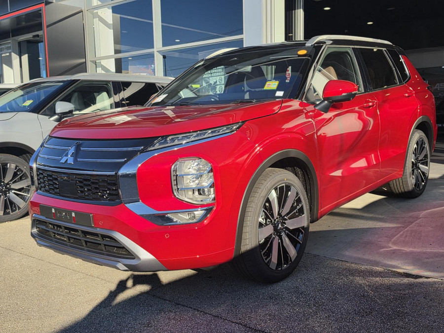 2026 Mitsubishi Outlander ZM Exceed Tourer SUV Image 1