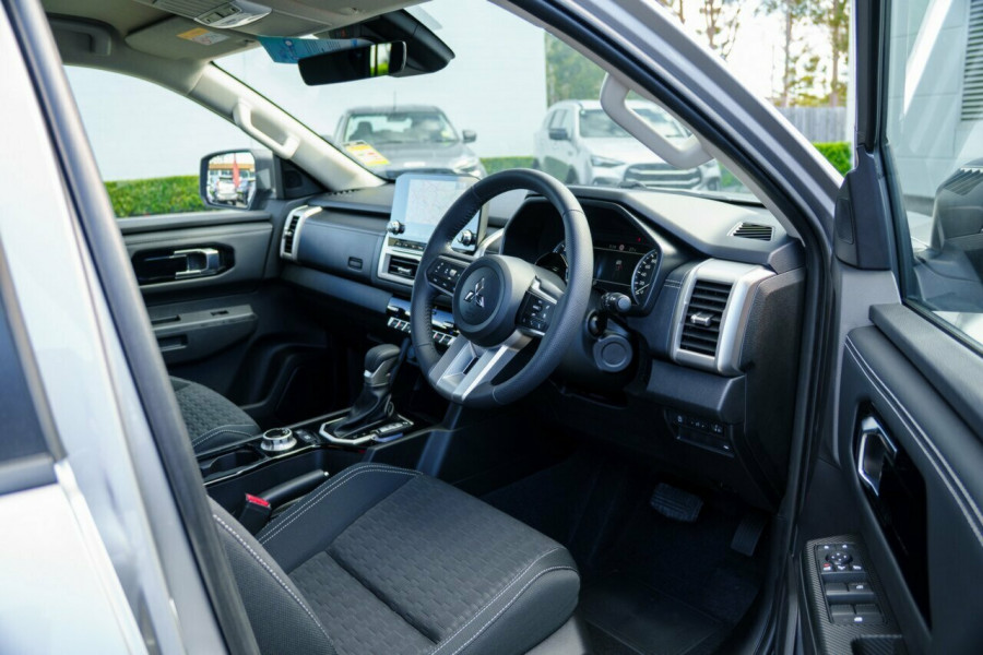 2025 Mitsubishi Triton MV GLS Ute Image 16