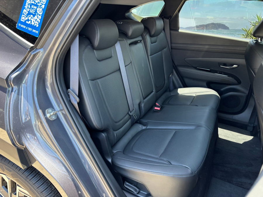 2026 Hyundai Tucson NX4.V4 Hybrid Premium SUV Image 6