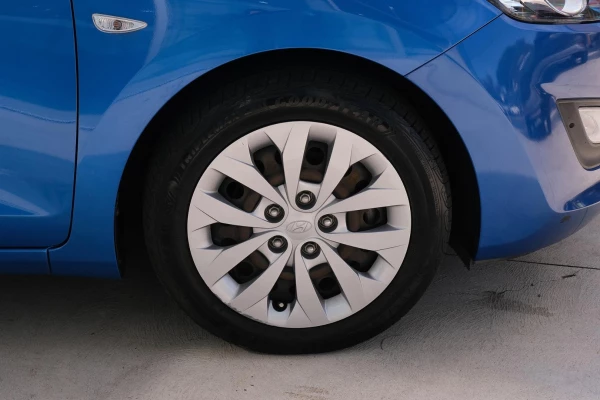 2016 MY17 Hyundai i30 GD4 Series II Active Hatch Image 6