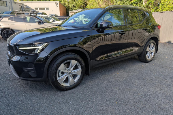 2025 MY26 Volvo XC40 XZ Plus B4 SUV Image 7