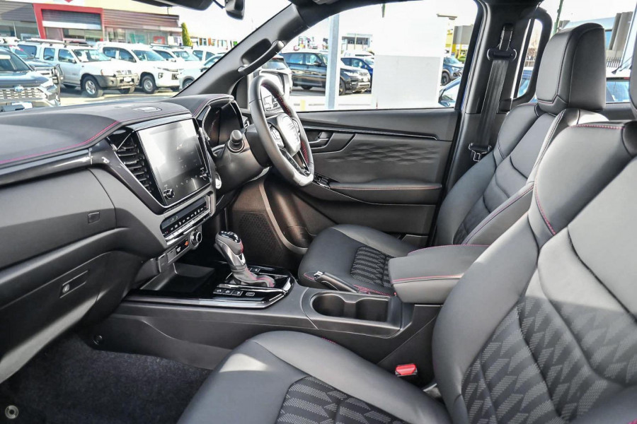 2025 MY24 Isuzu D-MAX RG X-TERRAIN Ute Image 8