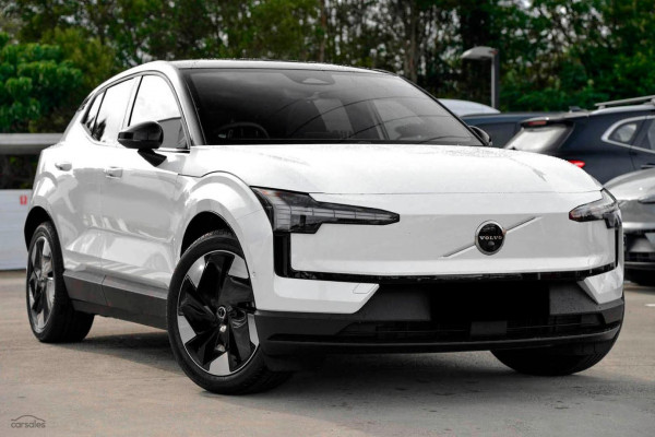 2026 MY27 Volvo EX30  Plus P5 Long Range SUV