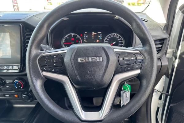 2023 Isuzu D-MAX RG SX Cab Chassis Image 12