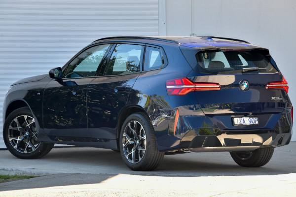 2025 BMW X3 G45 20 xDrive SUV image 2