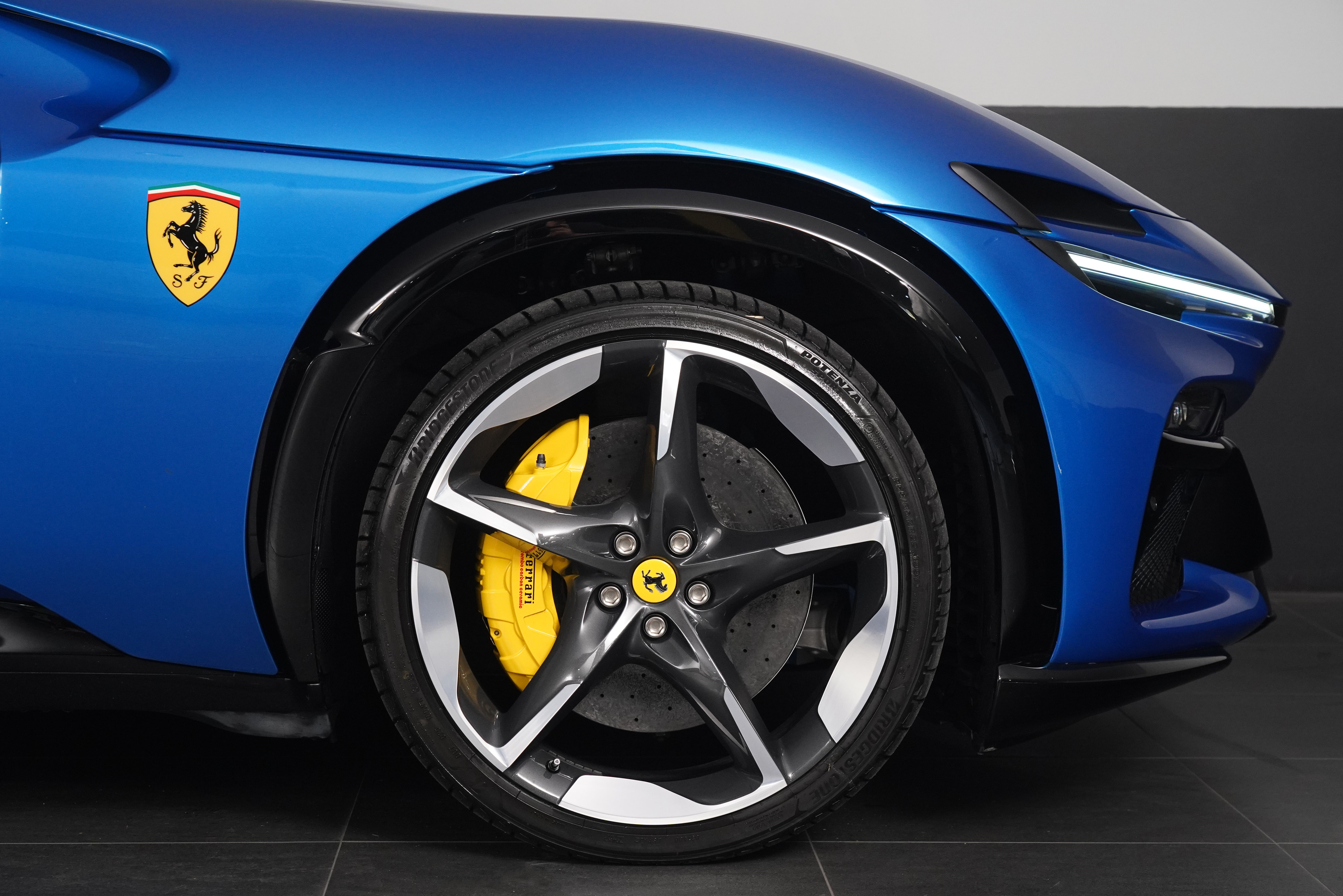 2024 Ferrari Purosangue SUV Image 22