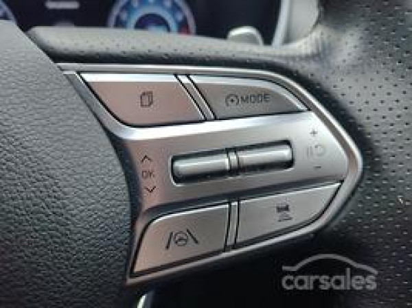 2023 Hyundai Santa Fe TM.V4 Highlander SUV image 32