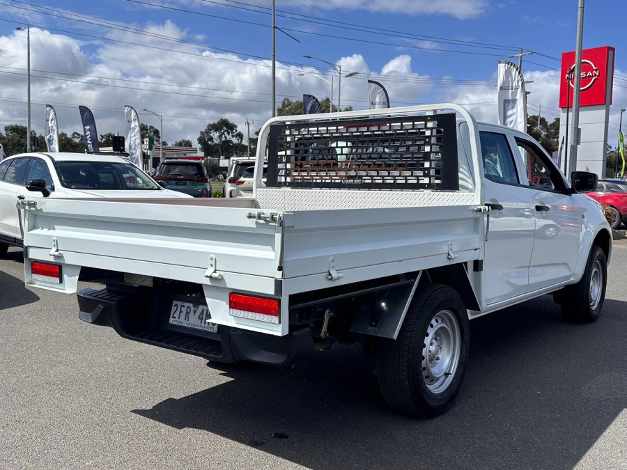 2023 Isuzu D-MAX RG SX Cab Chassis Image 8