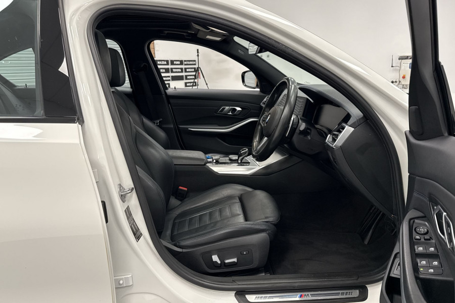 2019 BMW 3 Series G20 330i M Sport Sedan Image 20