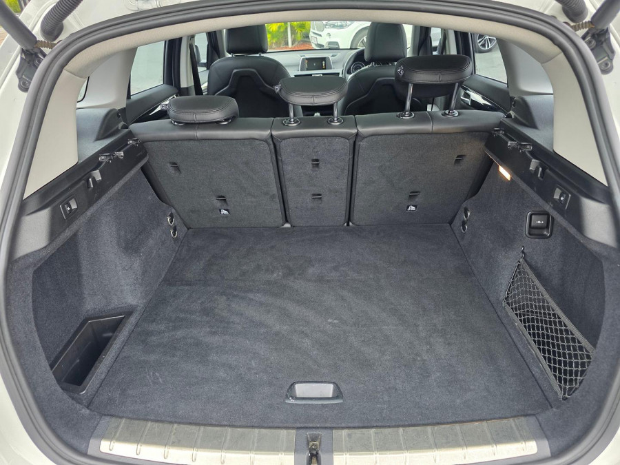 2016 BMW X1 F48 sDrive18d SUV Image 14